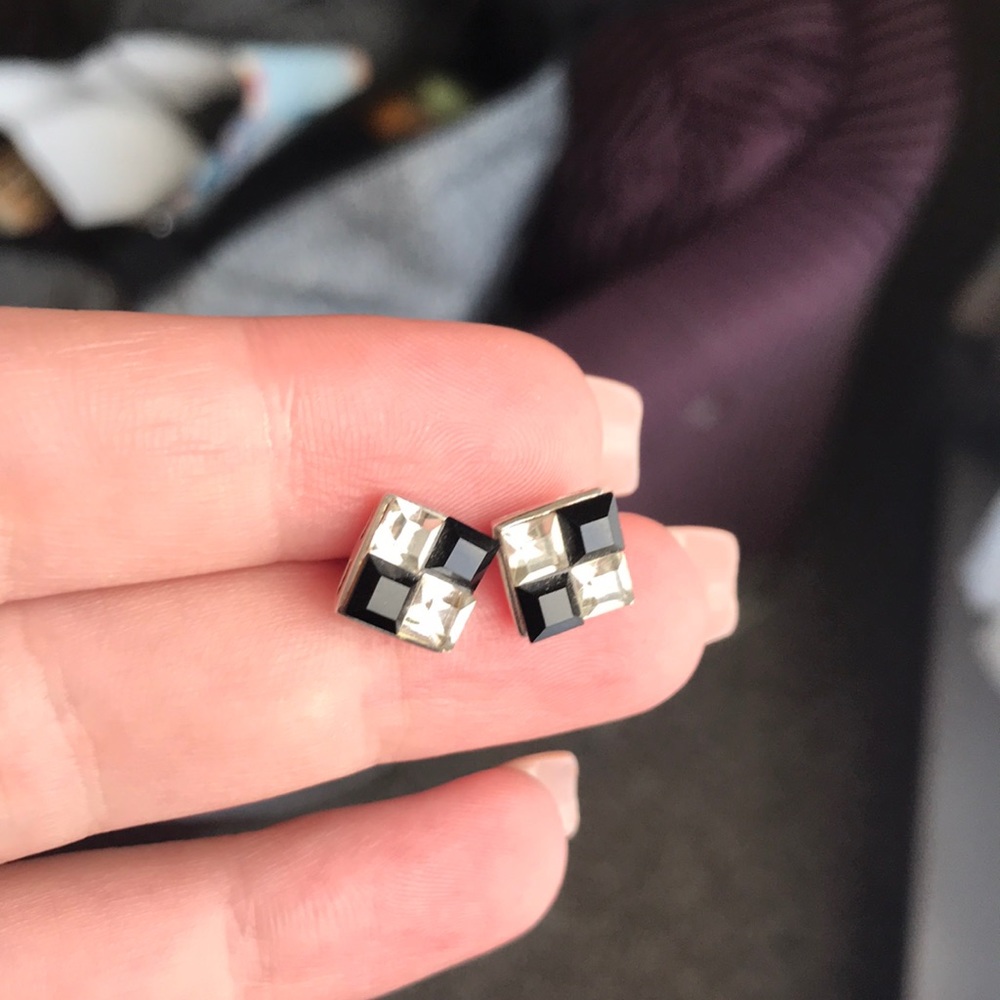 925 SS black and clear checkered stud earrings